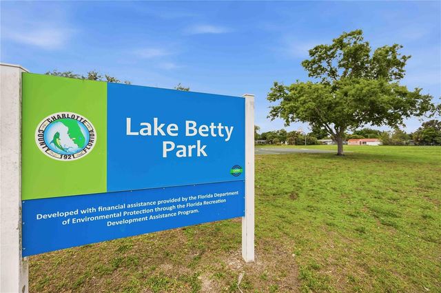 22243 HERNANDO AVENUE, Port Charlotte, FL 33952