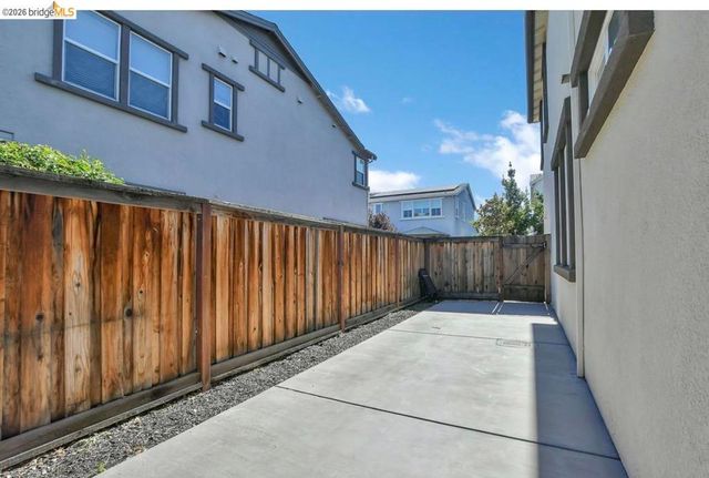 399 Ghiggeri Dr, Brentwood, CA 94513