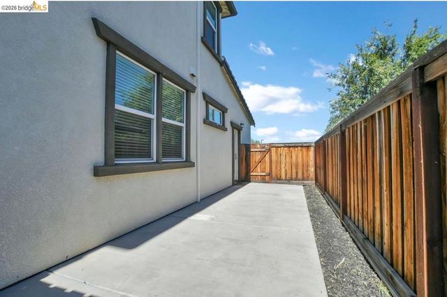 399 Ghiggeri Dr, Brentwood, CA 94513