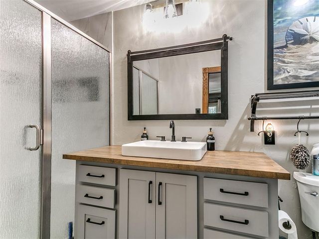 12808 Teakwood Drive, Edmond, OK 73013