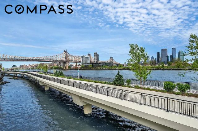 345 E 52nd St Apt 6C, New York City, NY 10022