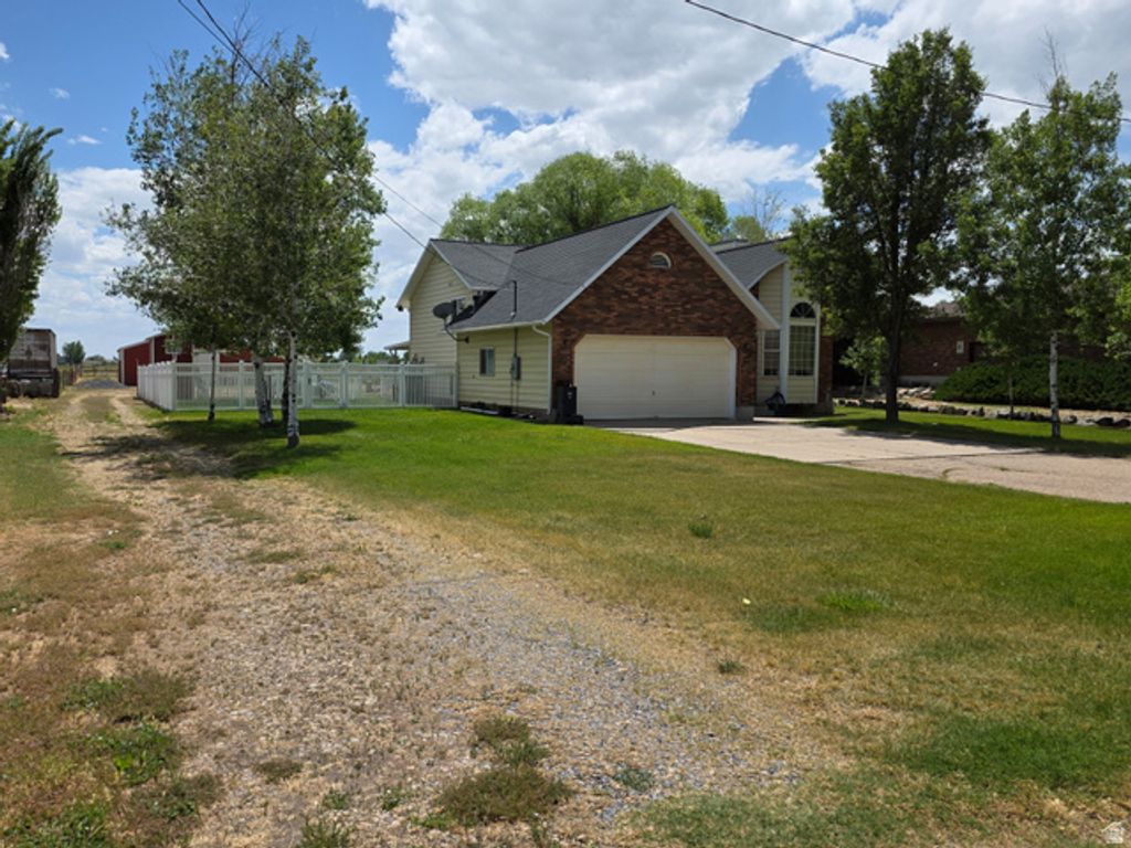 Image 3 of property listing at 3677 W 1800 N, West Point, UT 84015
