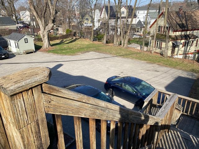 74 Lakewood 2R, Worcester, MA 01603