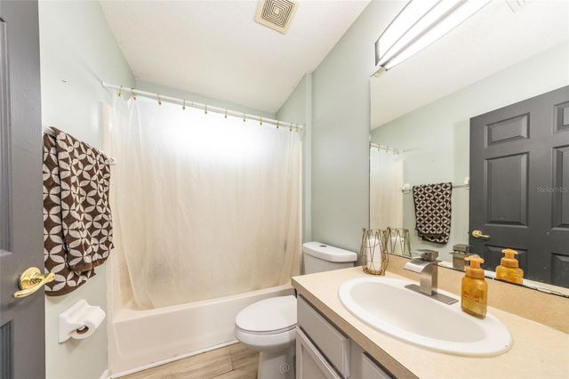 25 ROCKINGHAM LANE, Palm Coast, FL 32164