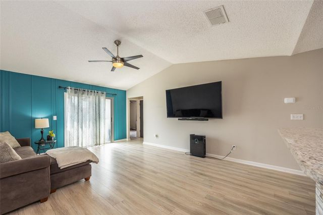 25 ROCKINGHAM LANE, Palm Coast, FL 32164