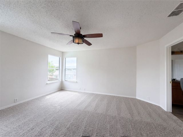 7001 Edmundson Drive, Arlington, TX 76002