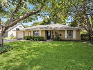 1318 Paisley Drive, Arlington, TX 76015