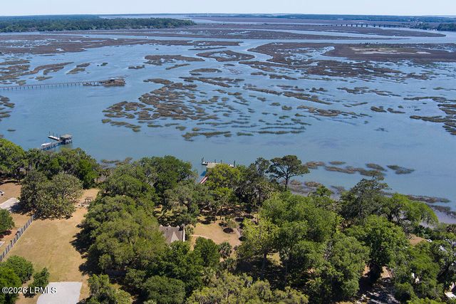 98 Gautier Place, Beaufort, SC 29902