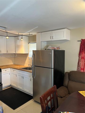 1437 N Andrews Ave, Fort Lauderdale, FL 33311