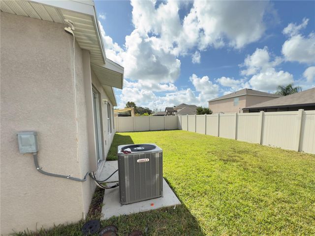 304 CASCADE BEND DRIVE, Ruskin, FL 33570