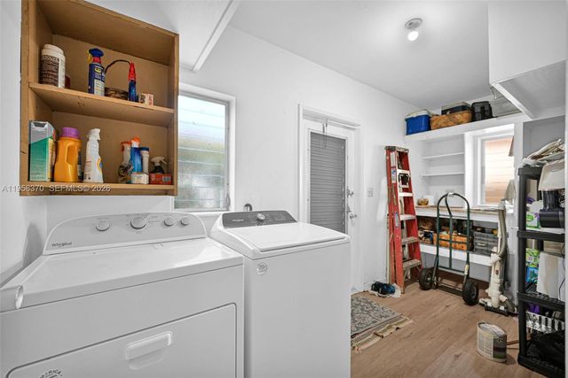 6303 SW 43rd St, South Miami, FL 33155