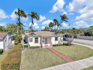 6303 SW 43rd St, South Miami, FL 33155