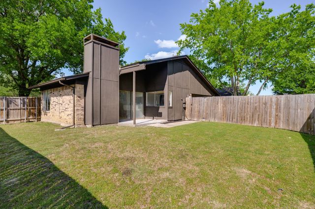 3414 Crossbow Lane, Garland, TX 75044