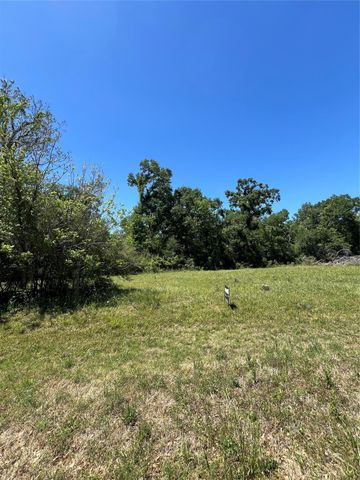 131 Hidden Horse Trail, Angleton, TX 77515