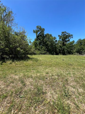 131 Hidden Horse Trail, Angleton, TX 77515