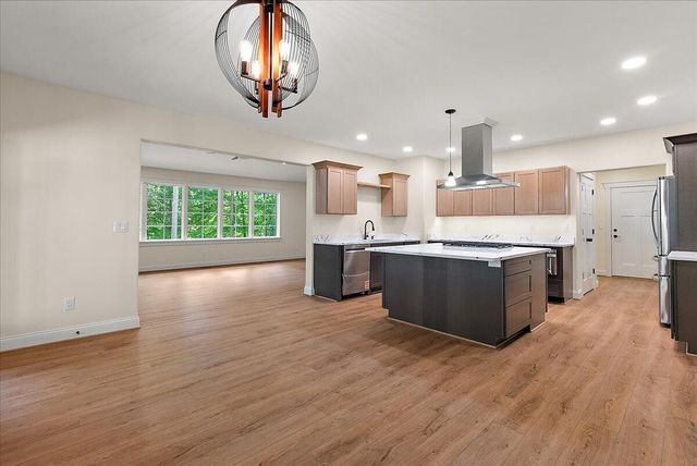 8806 Lakewood Trail, Berrien Twp, MI 49102