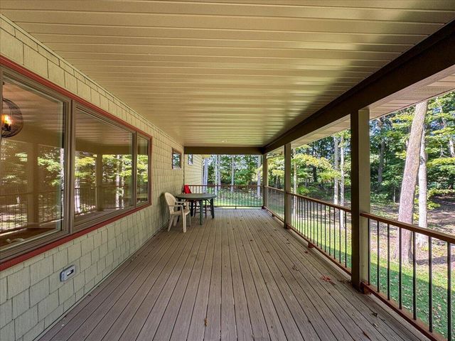 8806 Lakewood Trail, Berrien Twp, MI 49102