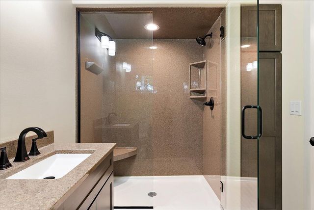 8806 Lakewood Trail, Berrien Twp, MI 49102