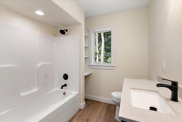 8806 Lakewood Trail, Berrien Twp, MI 49102