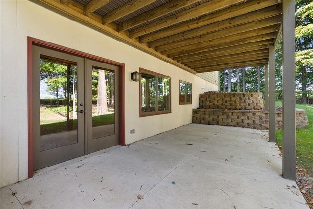 8806 Lakewood Trail, Berrien Twp, MI 49102