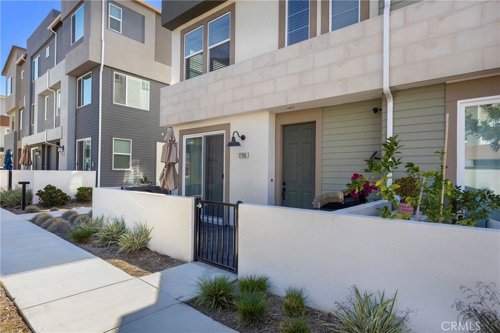 27566 Sanctuary Court, Valencia, CA 91381 — photo 4