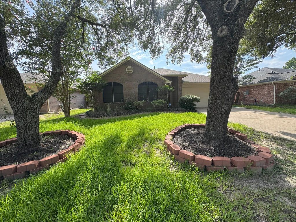 16323 Peach Orchard Drive, Humble, TX 77396