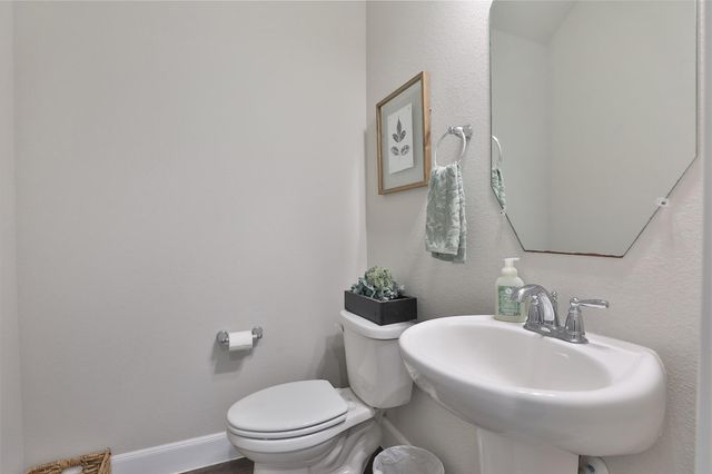 2810 Bluesage Bluff Drive, Richmond, TX 77406