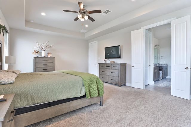 2810 Bluesage Bluff Drive, Richmond, TX 77406