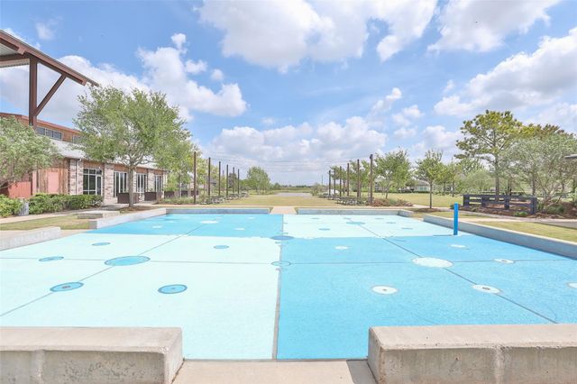 2810 Bluesage Bluff Drive, Richmond, TX 77406