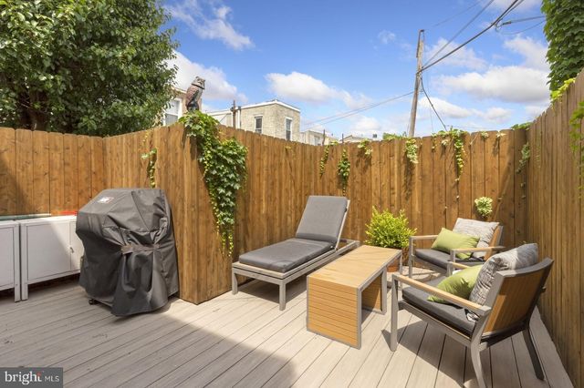 331 E THOMPSON ST, Philadelphia, PA 19125