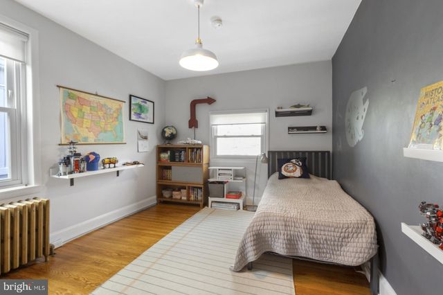 331 E THOMPSON ST, Philadelphia, PA 19125