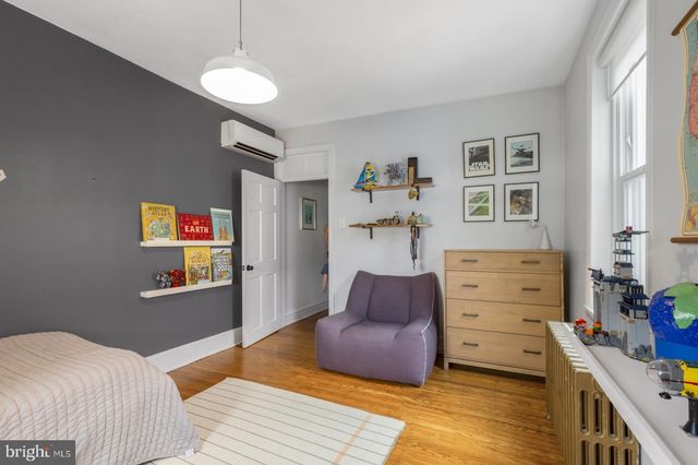 331 E THOMPSON ST, Philadelphia, PA 19125