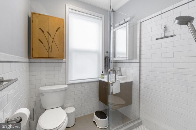 331 E THOMPSON ST, Philadelphia, PA 19125