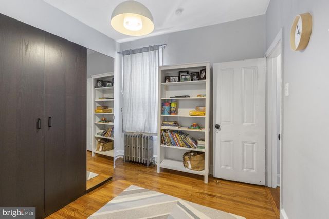 331 E THOMPSON ST, Philadelphia, PA 19125