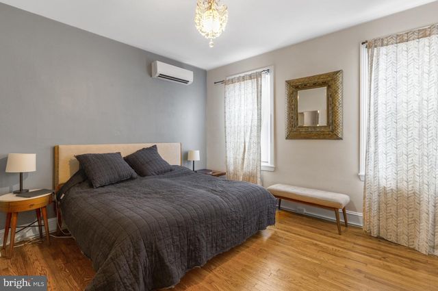 331 E THOMPSON ST, Philadelphia, PA 19125