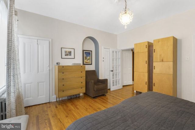 331 E THOMPSON ST, Philadelphia, PA 19125