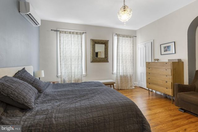 331 E THOMPSON ST, Philadelphia, PA 19125