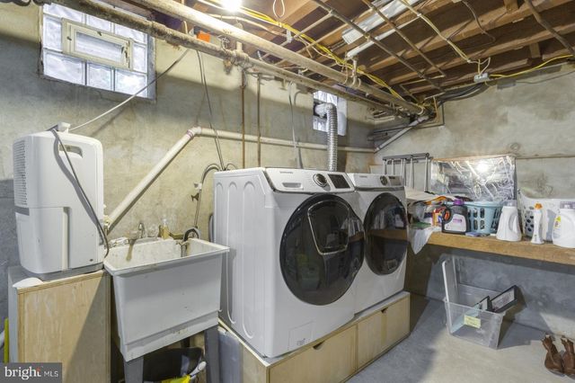 331 E THOMPSON ST, Philadelphia, PA 19125