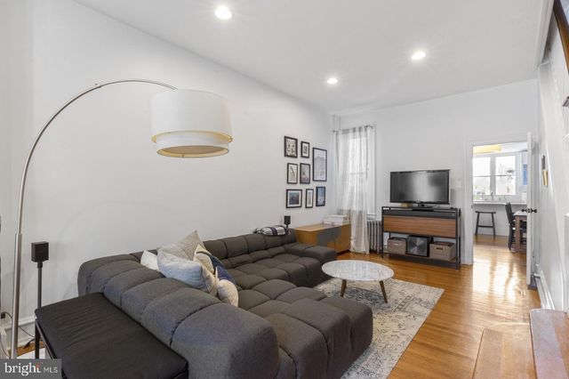 331 E THOMPSON ST, Philadelphia, PA 19125
