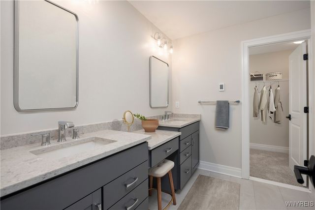 3918 Wheatfield Crossing, Wheatfield, NY 14120