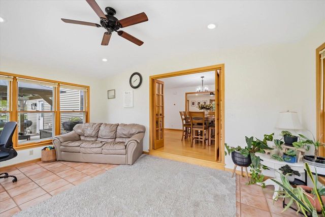 217 Bley PARKWAY, Port Washington, WI 53074