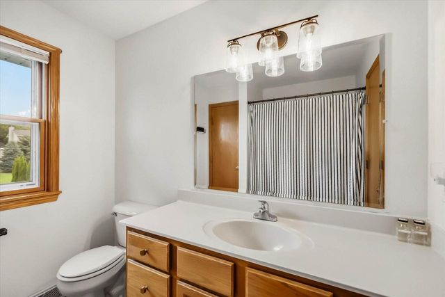 217 Bley PARKWAY, Port Washington, WI 53074