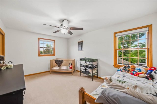 217 Bley PARKWAY, Port Washington, WI 53074