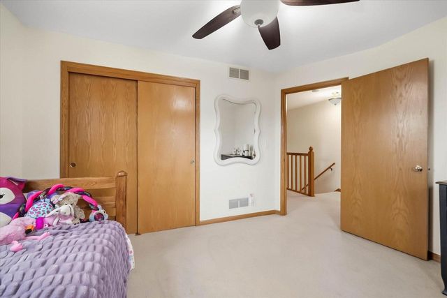 217 Bley PARKWAY, Port Washington, WI 53074