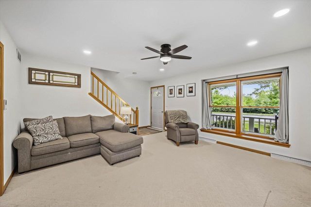 217 Bley PARKWAY, Port Washington, WI 53074
