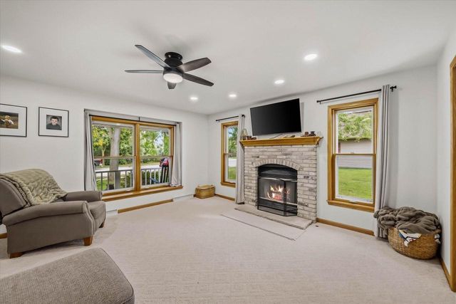 217 Bley PARKWAY, Port Washington, WI 53074