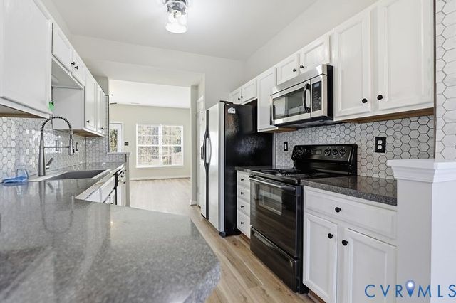 6739 S Grand Brook Cir, Richmond, VA 23225