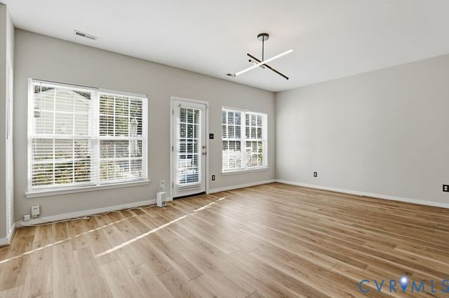 6739 S Grand Brook Cir, Richmond, VA 23225