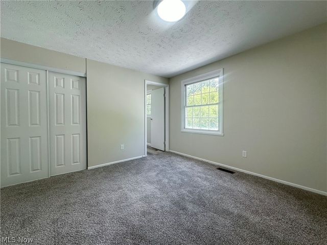 322 West Street, Niles, OH 44446