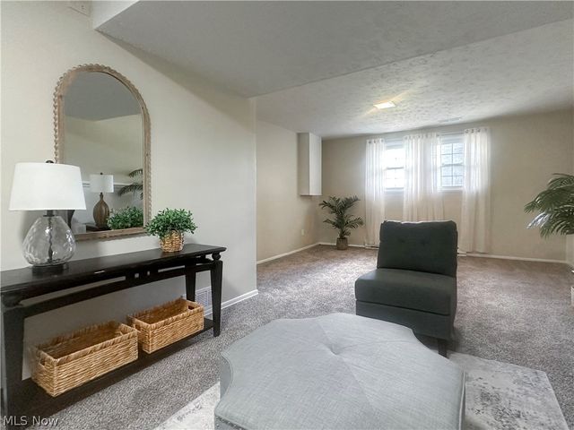 322 West Street, Niles, OH 44446